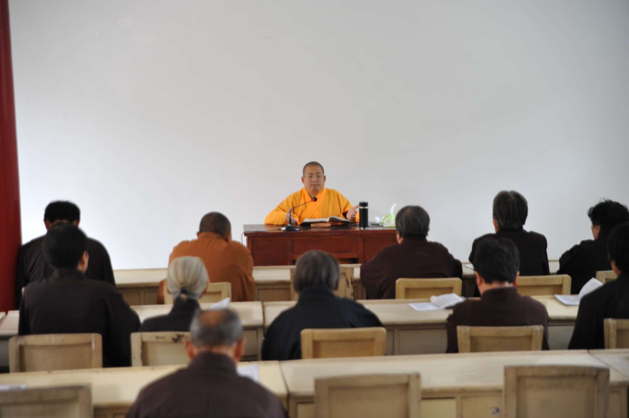果慧法师讲经